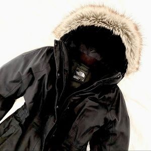 The North Face Women’s Arctic II Parka Medium